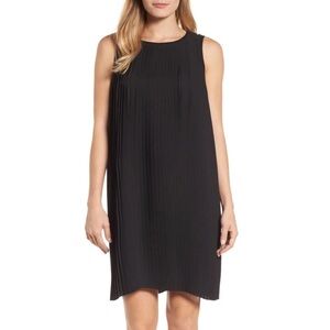 EILEEN FISHER Accordian Pleated Shift Dress Black LBD Round Neck Size Large